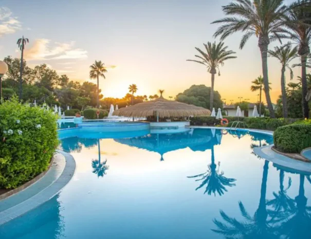 Hotel v Colonia Sant Jordi