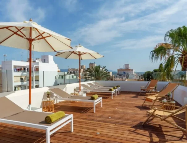 hotel se střechou na Mallorce